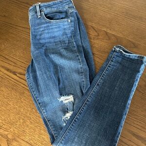 Levi’s 721 High Rise Skinny Jean